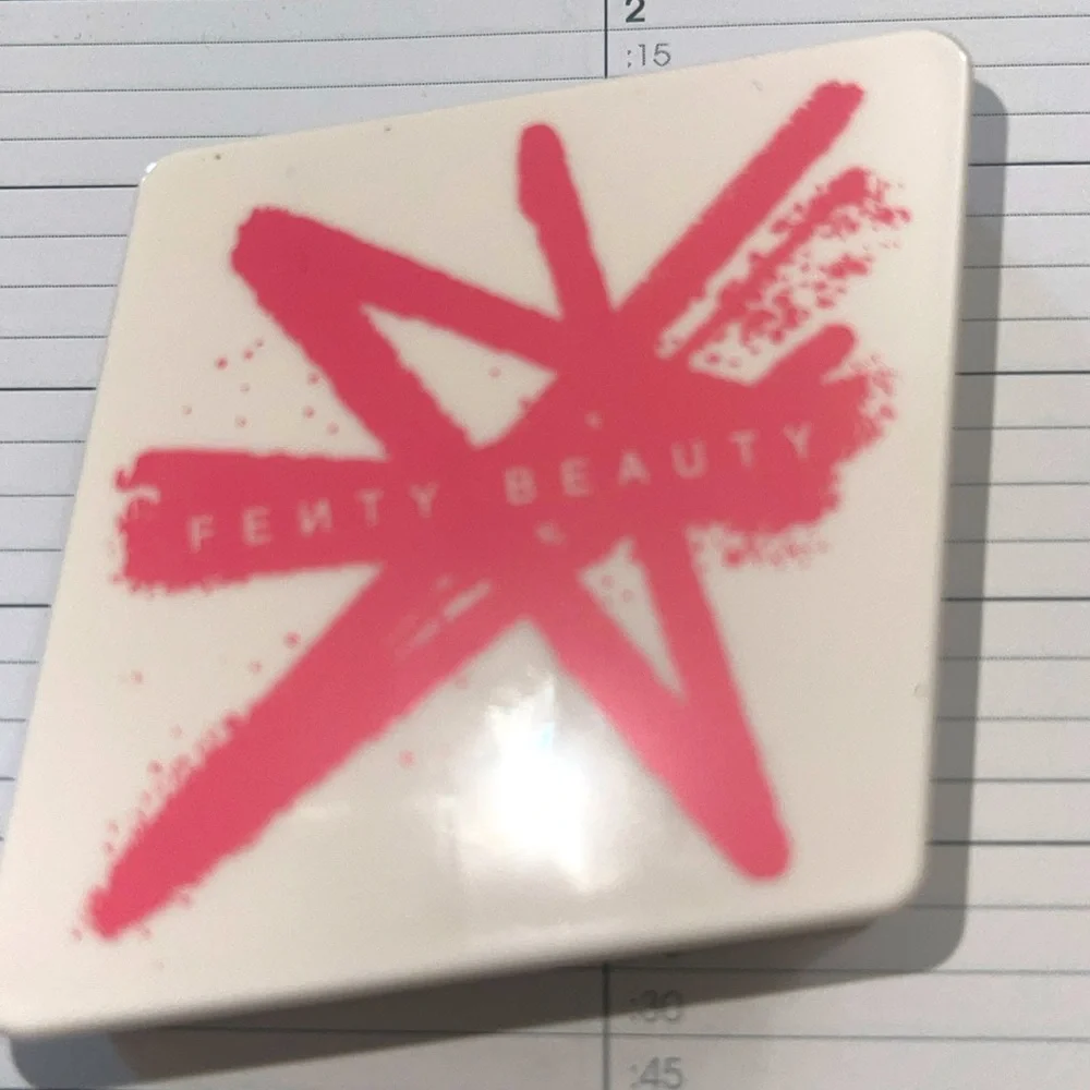 Fenty Beauty add pop